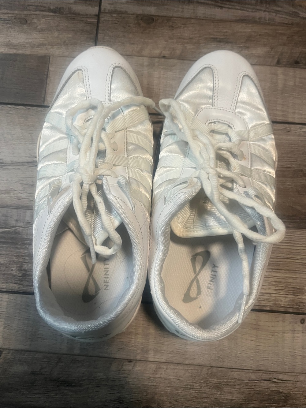Nfinity Evolution cheer sneakers size 8.5!